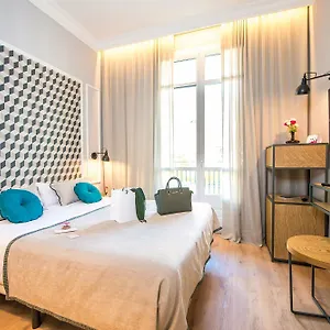 https://the-moods-hostel.topbarcelonahotels.com